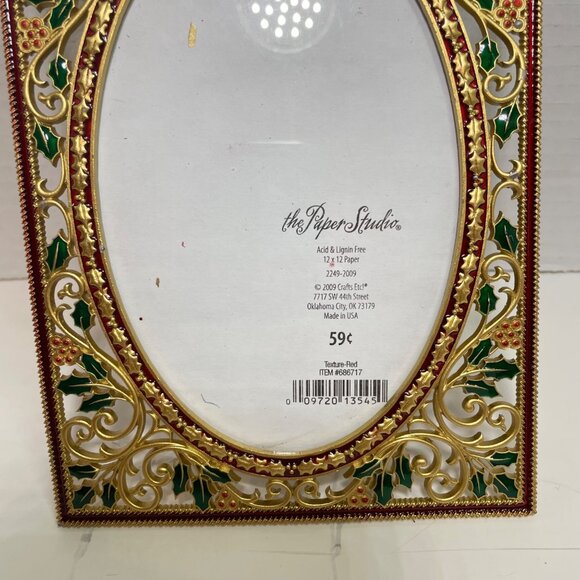 Vintage Gold & Red Holiday-Themed Oval Picture Frame With Holly Design - The Pap - Picture 10 of 13